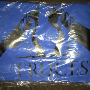 golden black truces shirts size small shirts